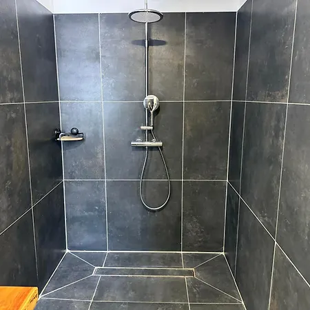 Maison Avec Jardin Prive - Σπίτι διακοπών Μοντιτσέλο